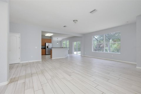 Villa ou maison à vendre à Port Charlotte, Floride: 3 chambres, 195.84 m2 № 2410634 - photo 7