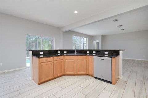 Villa ou maison à vendre à Port Charlotte, Floride: 3 chambres, 195.84 m2 № 2410634 - photo 17