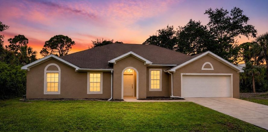 Villa ou maison à Port Charlotte, Floride 3 chambres, 195.84 m2 № 2410634