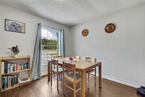 Casa en venta en Lutz, Florida, 4 dormitorios, 168.71 m2 № 1870833 - foto 10