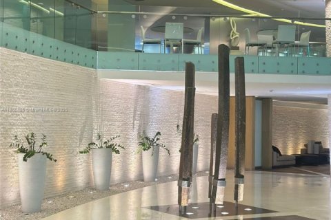 Copropriété à louer à Miami, Floride: 1 chambre, 70.05 m2 № 1890592 - photo 16