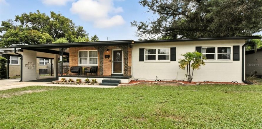 House in Orlando, Florida 3 bedrooms, 142.14 sq.m. № 1835898