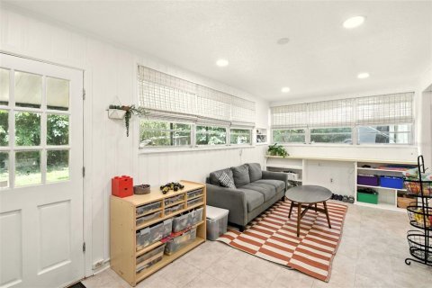 House in Orlando, Florida 3 bedrooms, 142.14 sq.m. № 1835898 - photo 15