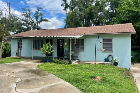 Commercial property in Ocala, Florida 4 bedrooms, 123.19 sq.m. № 1894902 - photo 1