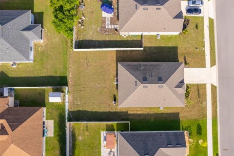 Villa ou maison à vendre à Auburndale, Floride: 4 chambres, 173.45 m2 № 1865916 - photo 4