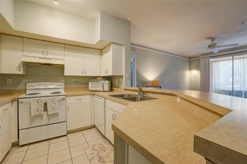 Copropriété à vendre à Sarasota, Floride: 3 chambres, 118.91 m2 № 2415556 - photo 6