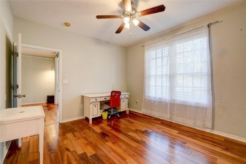 Copropriété à vendre à Sarasota, Floride: 3 chambres, 118.91 m2 № 2415556 - photo 15