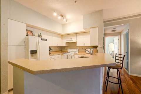 Copropriété à vendre à Sarasota, Floride: 3 chambres, 118.91 m2 № 2415556 - photo 5