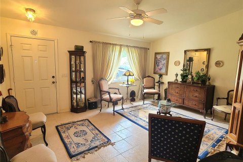 House in Ocala, Florida 2 bedrooms, 93.65 sq.m. № 1831806 - photo 3