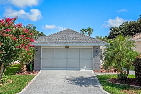 House in Leesburg, Florida 2 bedrooms, 113.9 sq.m. № 1883681 - photo 2