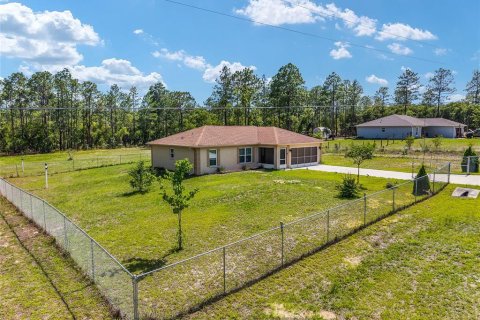 Villa ou maison à vendre à Dunnellon, Floride: 3 chambres, 106.47 m2 № 2123682 - photo 4