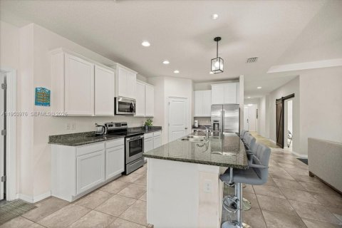 Villa ou maison à vendre à Ocala, Floride: 4 chambres, 263.29 m2 № 2031638 - photo 5