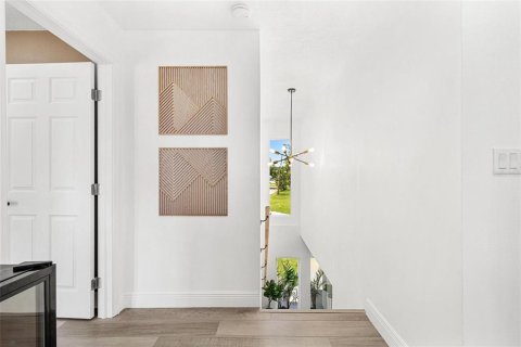 Casa en alquiler en Saint Petersburg, Florida, 4 dormitorios, 323.02 m2 № 1760468 - foto 25