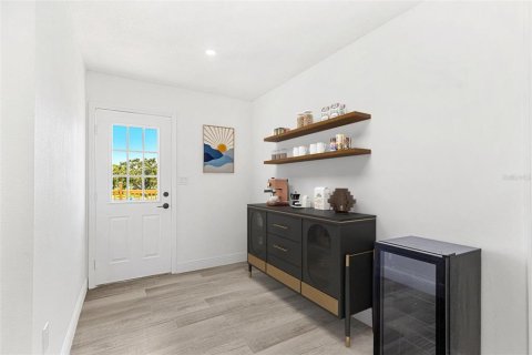 Casa en alquiler en Saint Petersburg, Florida, 4 dormitorios, 323.02 m2 № 1760468 - foto 23