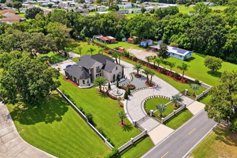 Villa ou maison à Lakeland, Floride 4 chambres, 317.54 m2 № 2398463
