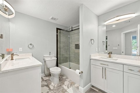 Villa ou maison à vendre à Lakeland, Floride: 4 chambres, 317.54 m2 № 2398463 - photo 26