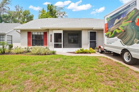Villa ou maison à New Port Richey, Floride 3 chambres, 131.36 m2 № 2196327