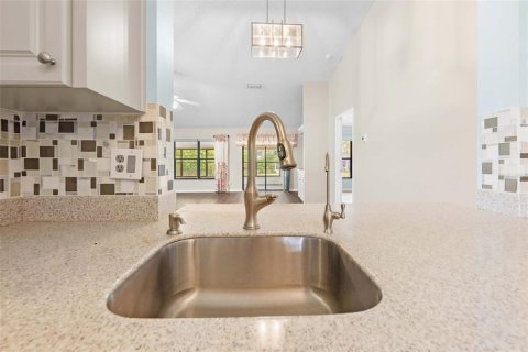 Villa ou maison à vendre à New Port Richey, Floride: 3 chambres, 131.36 m2 № 2196327 - photo 20