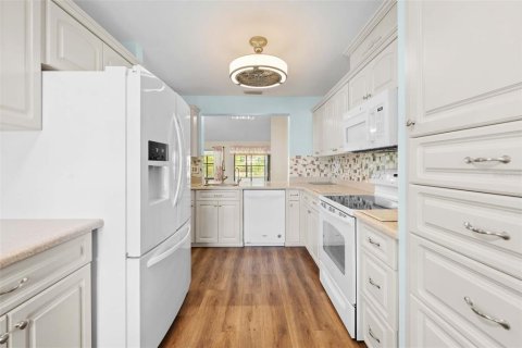 Villa ou maison à vendre à New Port Richey, Floride: 3 chambres, 131.36 m2 № 2196327 - photo 19