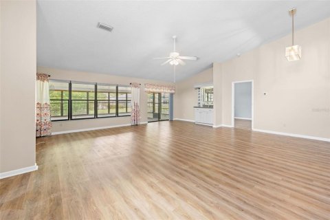 Villa ou maison à vendre à New Port Richey, Floride: 3 chambres, 131.36 m2 № 2196327 - photo 9