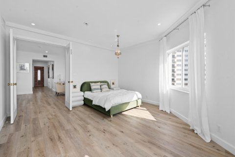 Condo in Fort Lauderdale, Florida, 3 bedrooms  № 2399937 - photo 21