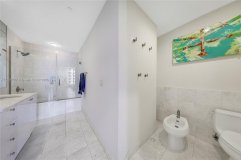 Купить кондоминиум в Майами, Флорида 1 спальня, 99.96м2, № 2089244 - фото 9