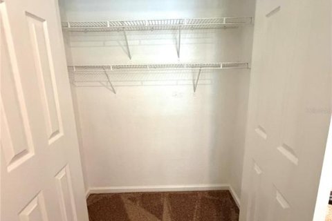 Condo in Orlando, Florida, 3 bedrooms  № 2234328 - photo 13
