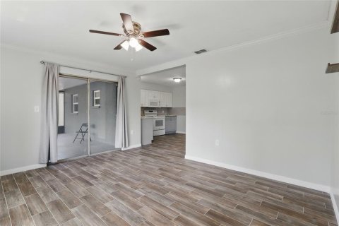 Villa ou maison à vendre à New Port Richey, Floride: 2 chambres, 94.76 m2 № 1754498 - photo 10
