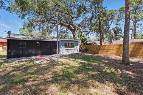 Villa ou maison à vendre à New Port Richey, Floride: 2 chambres, 94.76 m2 № 1754498 - photo 16