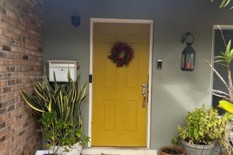 Villa ou maison à Hollywood, Floride 3 chambres, 146.04 m2 № 1975651