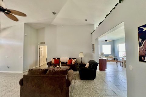 House in Ocala, Florida 3 bedrooms, 222.87 sq.m. № 1786318 - photo 6