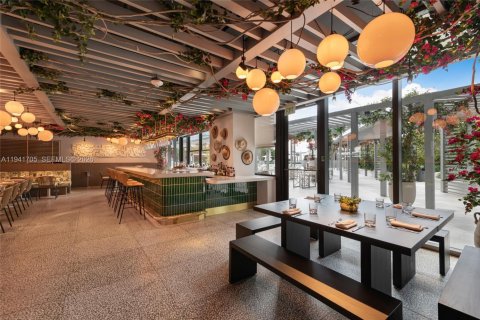 Condo in Miami Beach, Florida, 1 bedroom  № 1998937 - photo 24