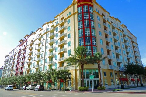 Copropriété à louer à West Palm Beach, Floride: 2 chambres, 107.77 m2 № 1171211 - photo 1