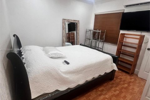 Immobilier commercial à louer à Miami, Floride: 1 chambre, 182.46 m2 № 2409721 - photo 7
