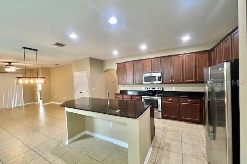 Casa en alquiler en Orlando, Florida, 4 dormitorios, 254.92 m2 № 1900287 - foto 7