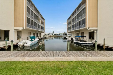 Condominio en venta en Bradenton, Florida, 2 dormitorios, 96.62 m2 № 2094892 - foto 2