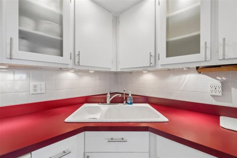 Condominio en venta en Bradenton, Florida, 2 dormitorios, 96.62 m2 № 2094892 - foto 19