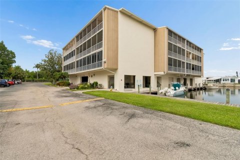 Condominio en Bradenton, Florida, 2 dormitorios № 2094892