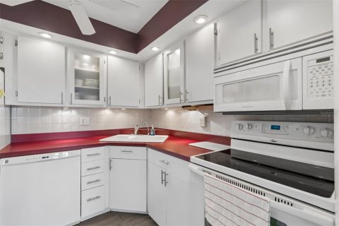 Condominio en venta en Bradenton, Florida, 2 dormitorios, 96.62 m2 № 2094892 - foto 16
