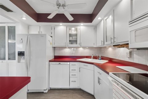 Condominio en venta en Bradenton, Florida, 2 dormitorios, 96.62 m2 № 2094892 - foto 15