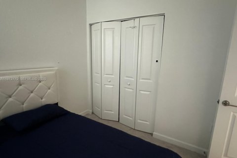 Купить таунхаус в Хомстед, Флорида 3 спальни, 143.53м2, № 2032961 - фото 10