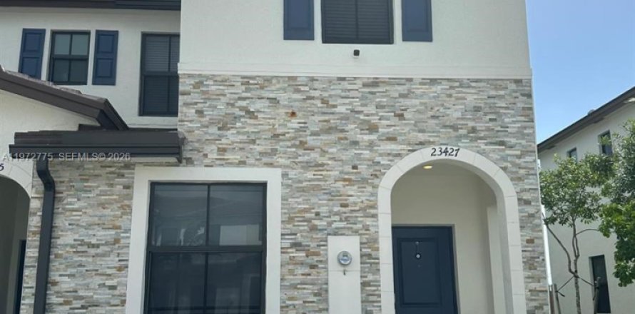 Таунхаус в Хомстед, Флорида 3 спальни, 143.53м2 № 2032961