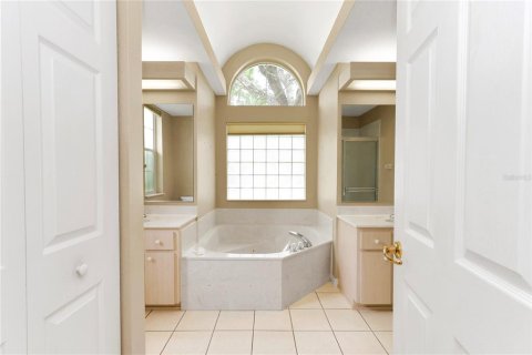 Villa ou maison à vendre à Ocala, Floride: 3 chambres, 206.89 m2 № 1907849 - photo 16