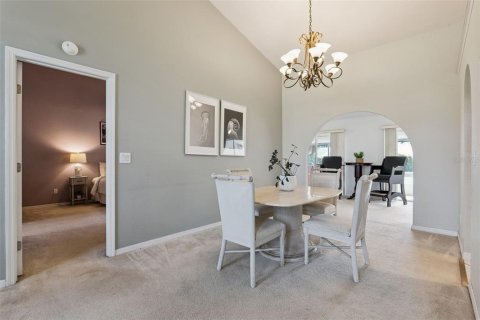 Villa ou maison à vendre à Edgewater, Floride: 3 chambres, 207.36 m2 № 2321139 - photo 10