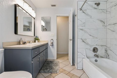 Villa ou maison à vendre à Edgewater, Floride: 3 chambres, 207.36 m2 № 2321139 - photo 30