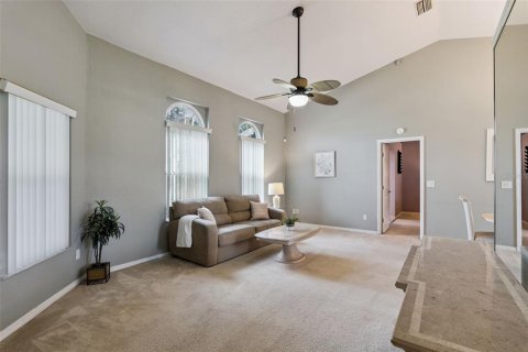 Villa ou maison à vendre à Edgewater, Floride: 3 chambres, 207.36 m2 № 2321139 - photo 5