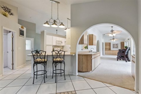 Villa ou maison à vendre à Edgewater, Floride: 3 chambres, 207.36 m2 № 2321139 - photo 15