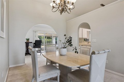 Villa ou maison à vendre à Edgewater, Floride: 3 chambres, 207.36 m2 № 2321139 - photo 9