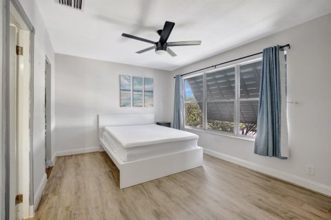 Condo in Fort Lauderdale, Florida, 2 bedrooms  № 2262910 - photo 10