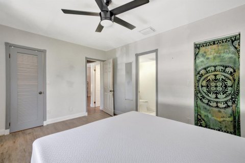 Condo in Fort Lauderdale, Florida, 2 bedrooms  № 2262910 - photo 12